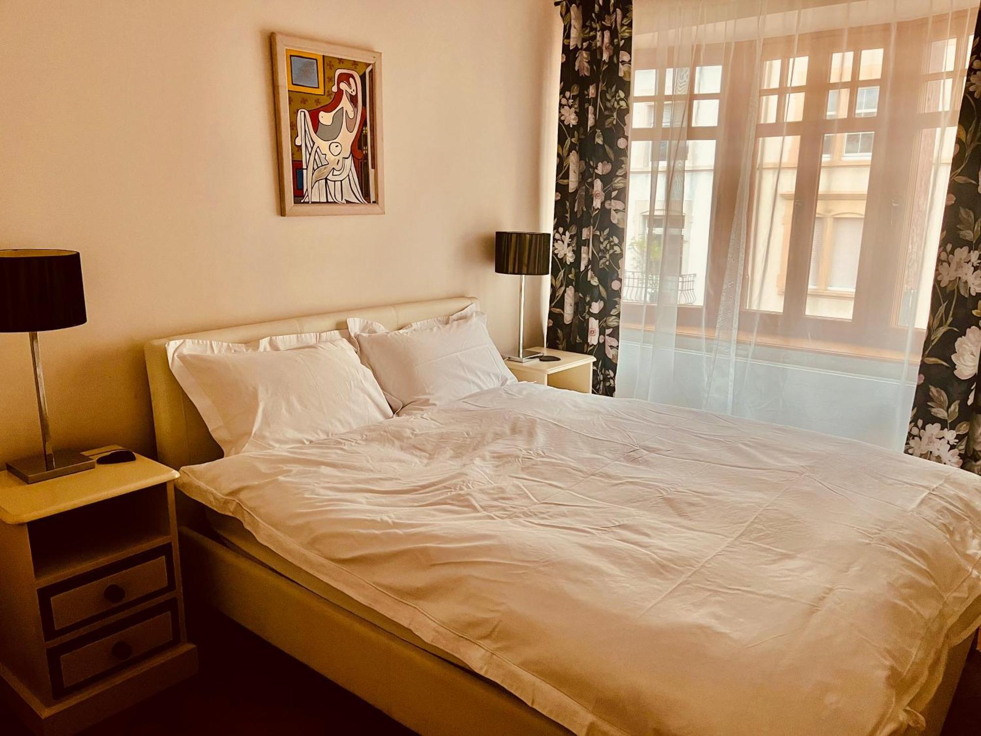 Georgian Guest Rooms Bâle Extérieur photo